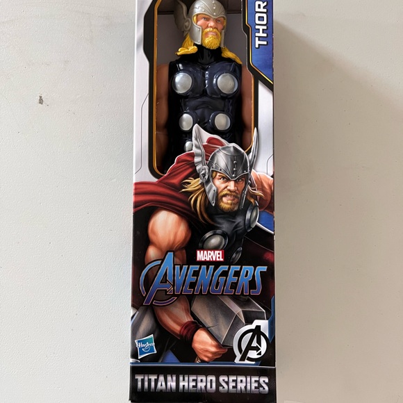 Marvel Avengers Thor Doll Action Figure - Picture 2 of 3